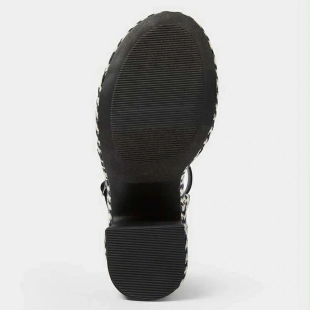 Universal Thread Madeline Woven Platform Sandal Heels. Size 9 1/2.  New with tag